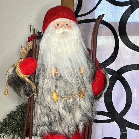 Ellsworth Avenue decorative skiing, Santa Claus with porcelain face - Picture 2 of 16